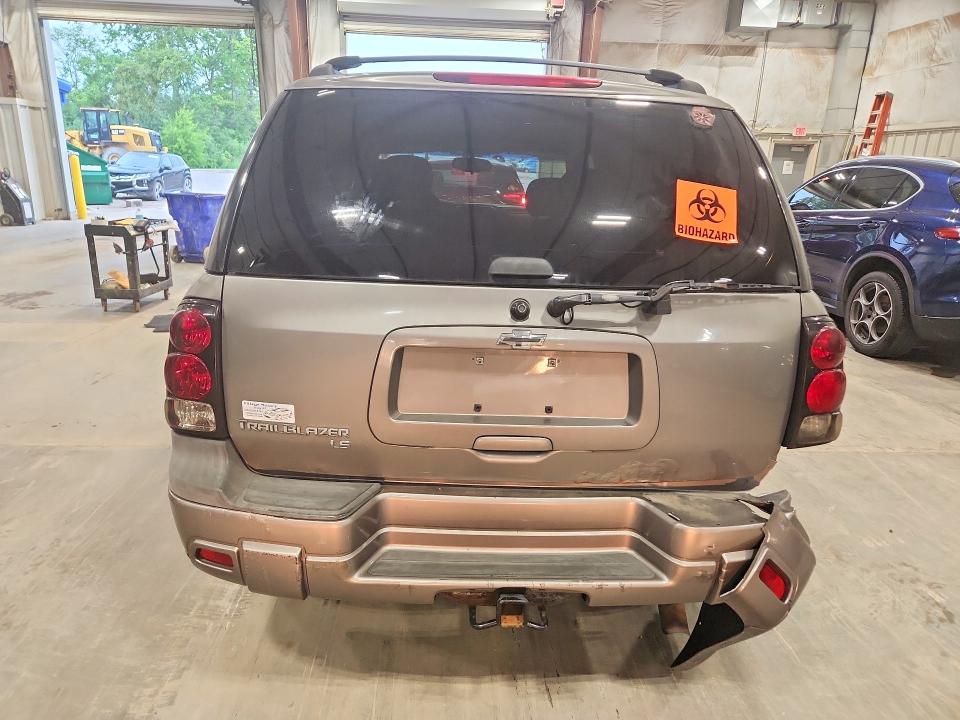Photo 6 from auction – 2008 CHEVROLET TRAILBLAZER with VIN 1GNDT13SX82213380