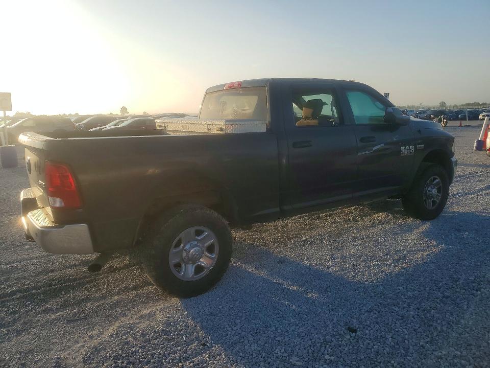 Photo 3 from auction – 2016 RAM 2500 with VIN 3C6UR5CJ7GG281574