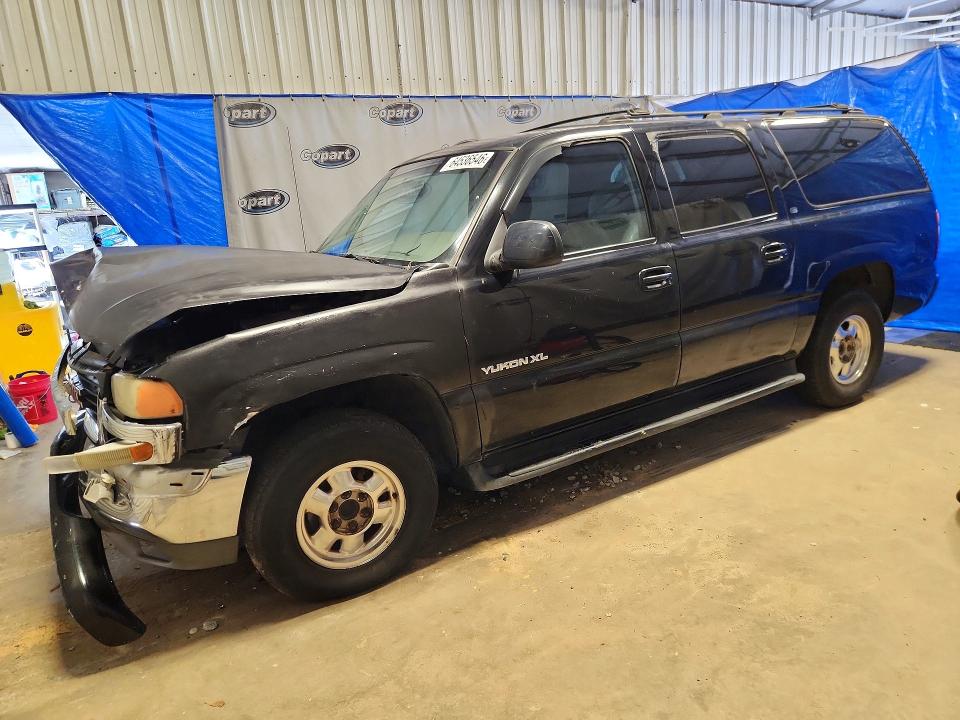 GMC YUKON XL 2002 with VIN 3GKEC16Z02G318924 - Photo from auction