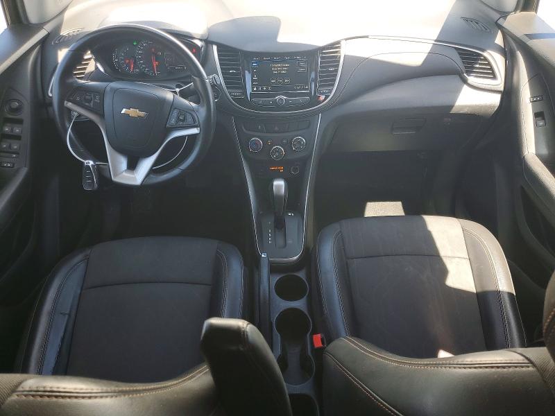 Photo 8 from auction – 2018 CHEVROLET TRAX with VIN KL7CJLSB2JB617171