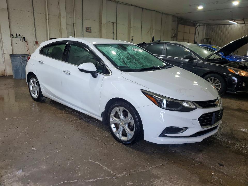 Photo 4 from auction – 2017 CHEVROLET CRUZE with VIN 3G1BF6SM2HS576955
