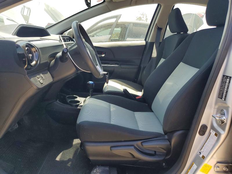 Photo 7 from auction – 2015 TOYOTA PRIUS C with VIN JTDKDTB31F1095032