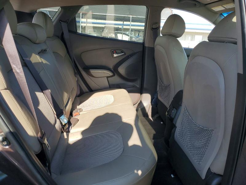 Photo 11 from auction – 2014 HYUNDAI TUCSON with VIN KM8JU3AG1EU916249