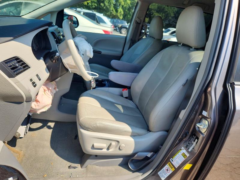 Фото 7 с аукциона – 2011 TOYOTA SIENNA с VIN 5TDKK3DC7BS147683