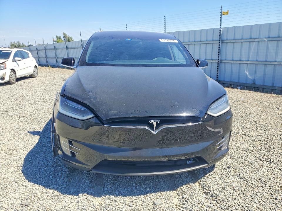 Photo 5 from auction – 2017 TESLA MODEL X with VIN 5YJXCBE2XHF066838