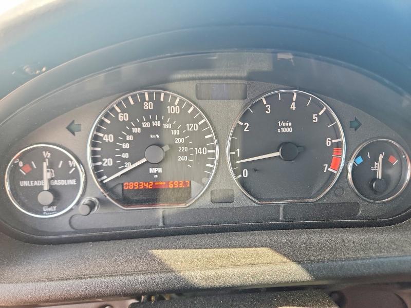 Photo 9 from auction – 2000 BMW Z3 with VIN WBACH9347YLM91750