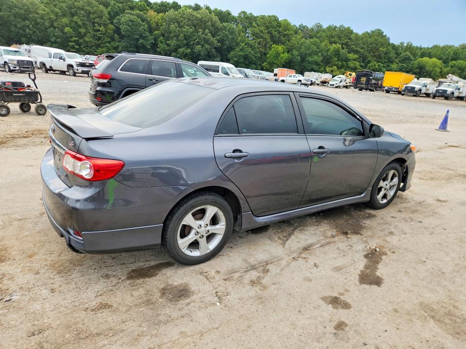 Photo 3 from auction – 2011 TOYOTA COROLLA with VIN 2T1BU4EE0BC606688
