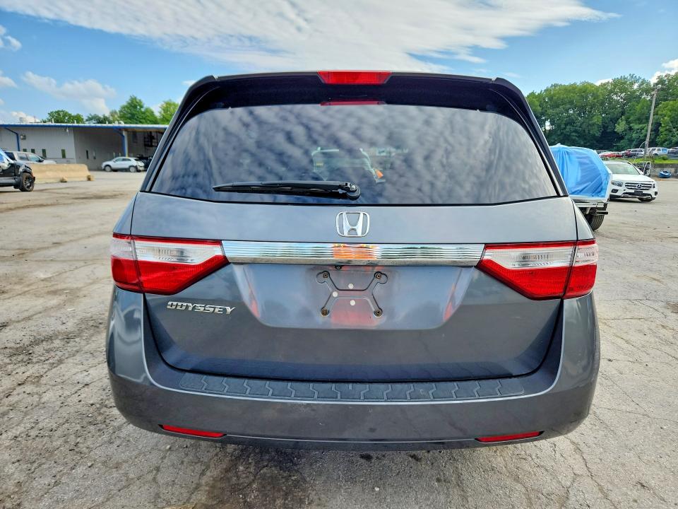 Photo 6 from auction – 2013 HONDA ODYSSEY with VIN 5FNRL5H47DB036892