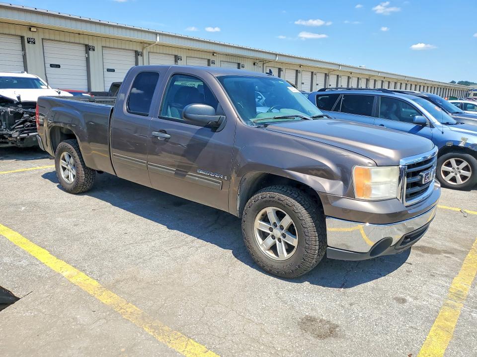 Photo 4 from auction – 2007 GMC NEW SIERRA with VIN 2GTEC190171670869
