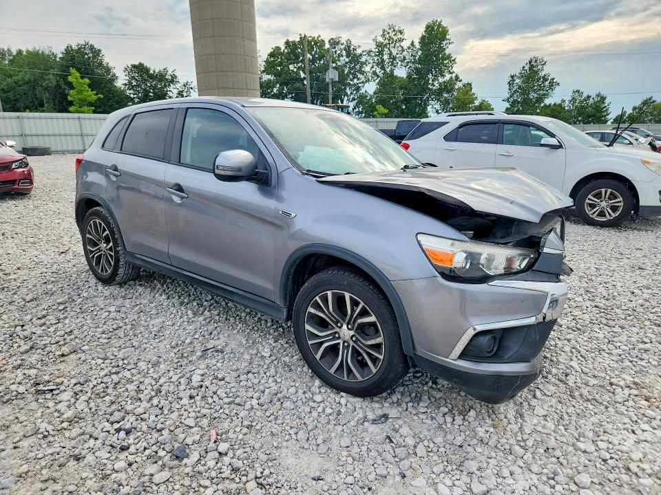Снимка 4 от търг – 2017 MITSUBISHI OUTLANDER SPORT с VIN JA4AR3AU1HZ051781