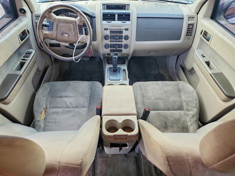 Photo 8 from auction – 2011 FORD ESCAPE with VIN 1FMCU0D74BKB54187