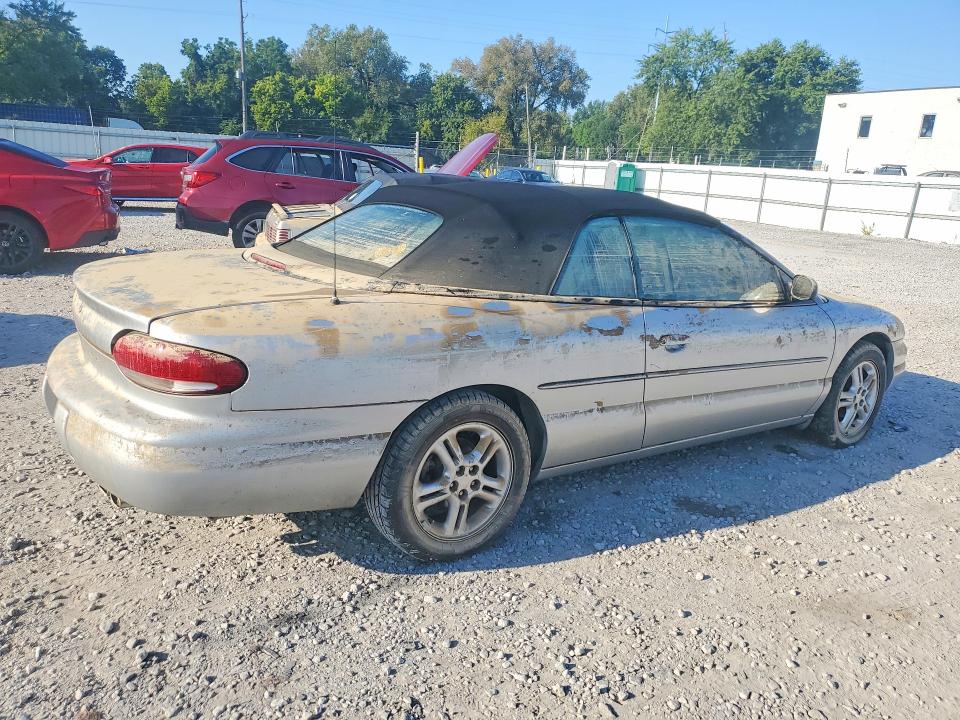 Photo 3 from auction – 2000 CHRYSLER SEBRING with VIN 3C3EL55H0YT264928