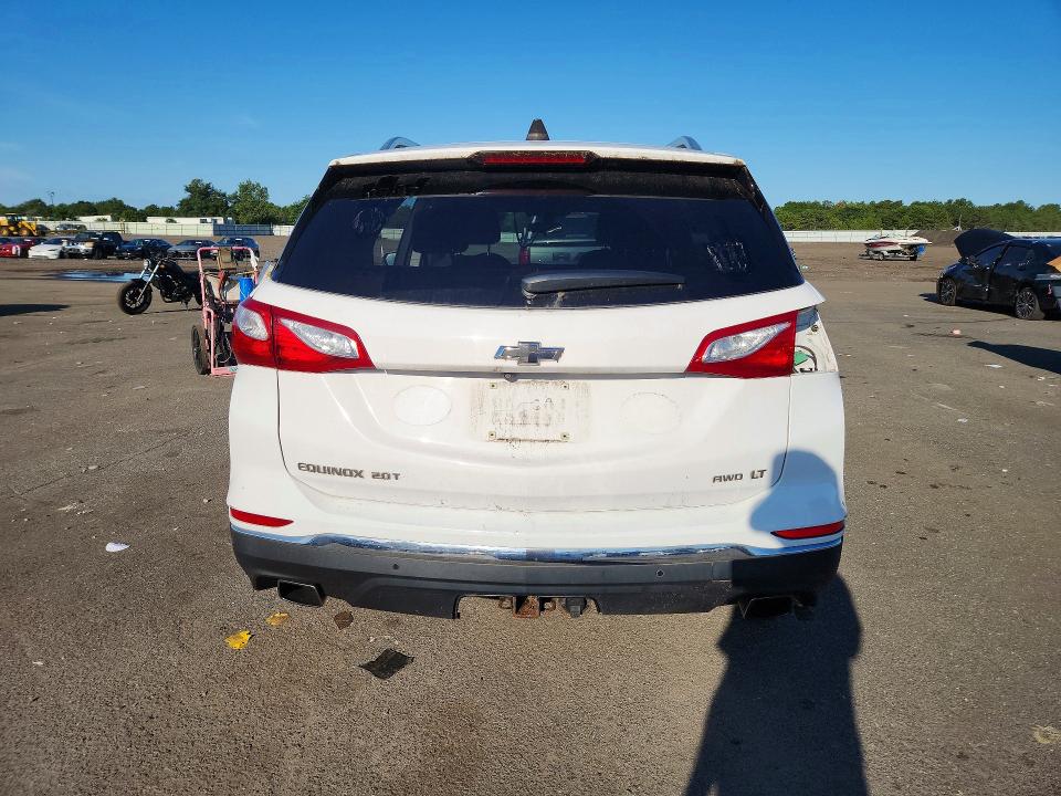 Photo 6 from auction – 2019 CHEVROLET EQUINOX with VIN 3GNAXVEX4KL334564