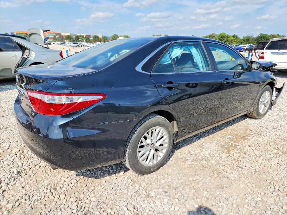Снимка 3 от търг – 2016 TOYOTA CAMRY с VIN 4T1BF1FK3GU231463
