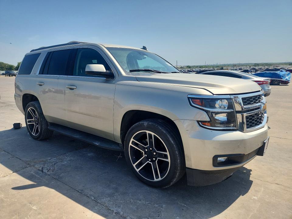 Photo 4 from auction – 2017 CHEVROLET TAHOE with VIN 1GNSCBKC2HR340283