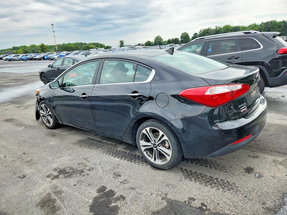 Zdjęcie 2 z aukcji – 2014 KIA FORTE z VIN KNAFX4A84E5185548