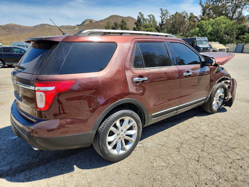 Photo 3 from auction – 2012 FORD EXPLORER with VIN 1FMHK7D84CGA11791