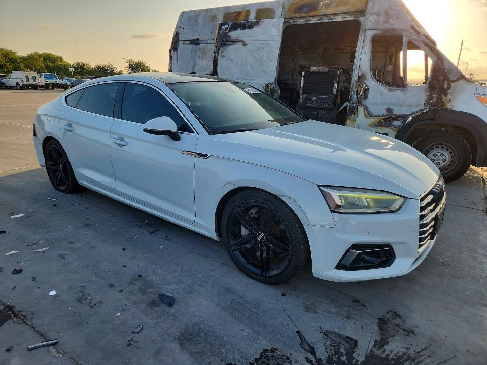 Photo 4 from auction – 2018 AUDI A5 with VIN WAUCNCF59JA086730