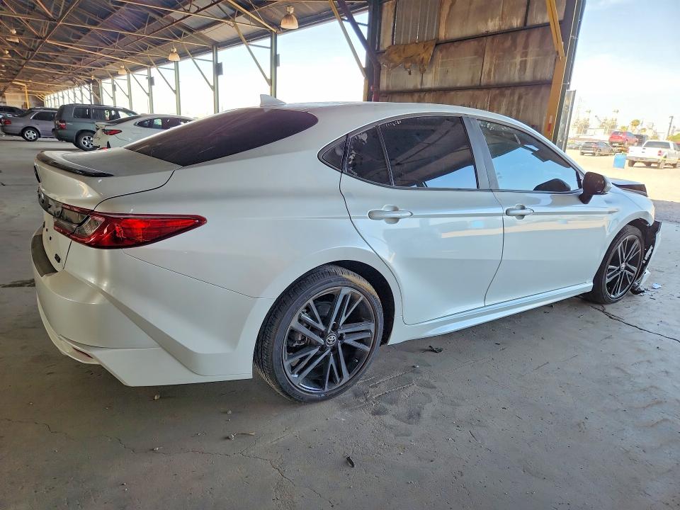 Photo 3 from auction – 2025 TOYOTA CAMRY with VIN 4T1DAACK1SU527246