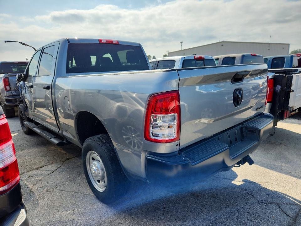 Foto 2 de la subasta – 2024 RAM 2500 con VIN 3C6UR5CJ5RG355688
