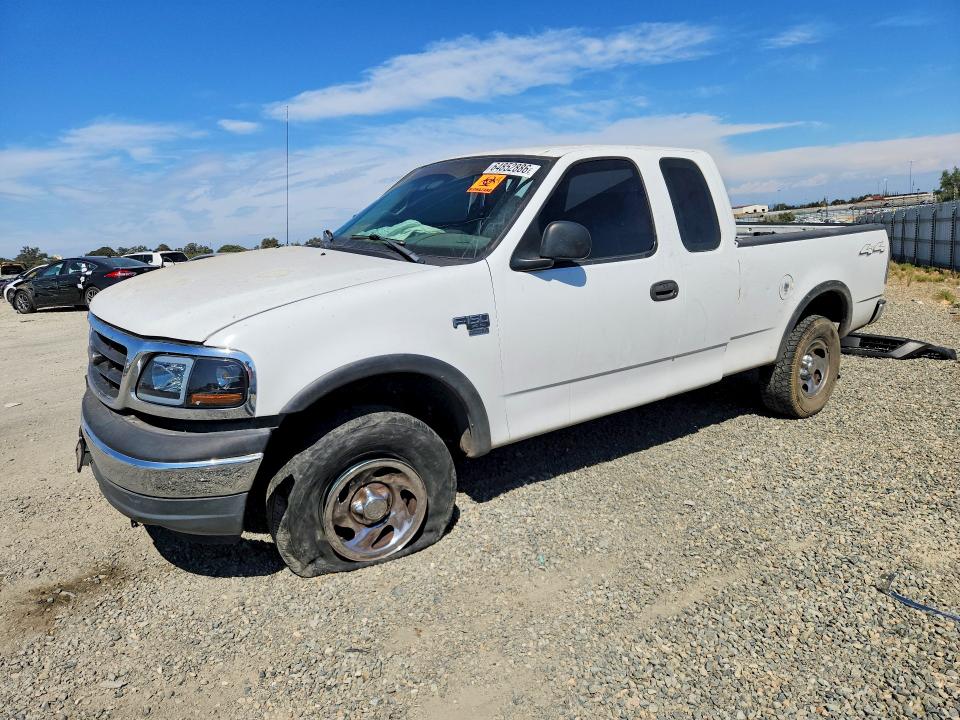 FORD F150 2001 with VIN 1FTRX18W91NB28064 - Photo from auction