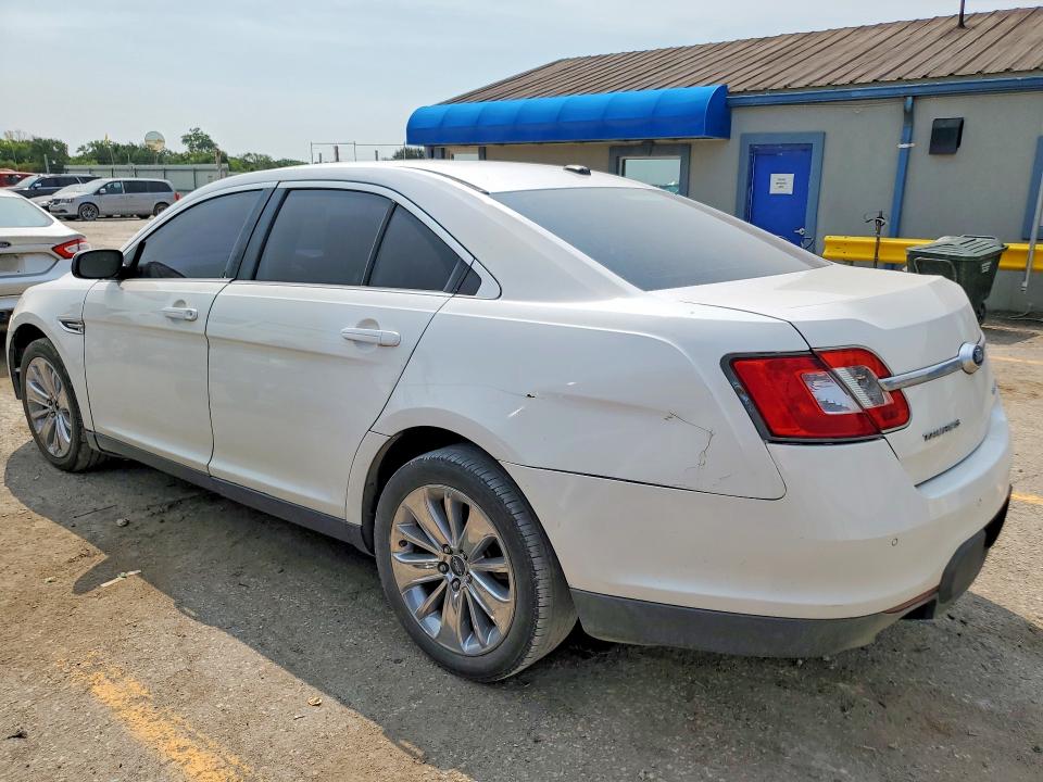 Photo 2 from auction – 2012 FORD TAURUS with VIN 1FAHP2FW2CG131390