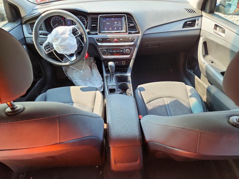 Photo 8 from auction – 2019 HYUNDAI SONATA with VIN 5NPE24AF9KH811828