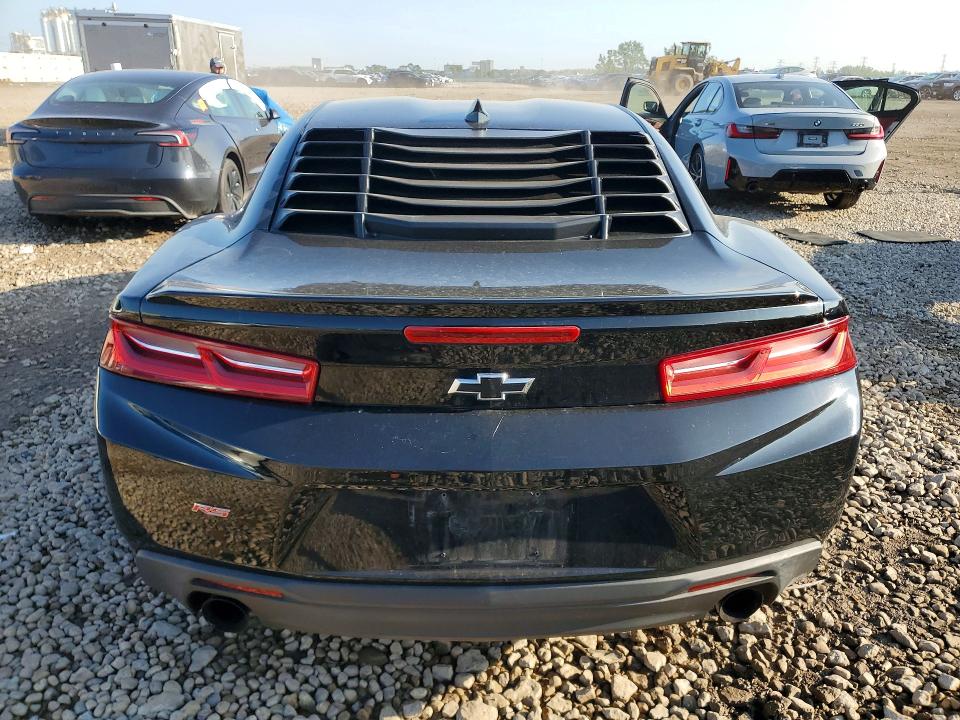 Photo 6 from auction – 2017 CHEVROLET CAMARO with VIN 1G1FB1RX9H0107594
