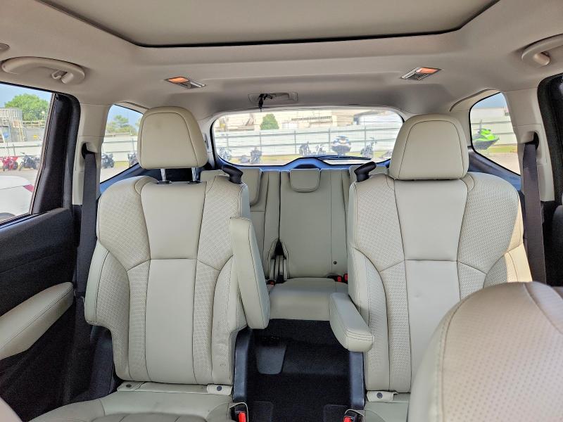 Photo 10 from auction – 2023 SUBARU ASCENT with VIN 4S4WMAUD9P3437677