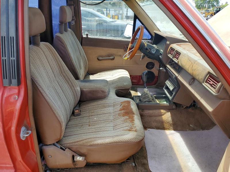 Photo 7 from auction – 1985 TOYOTA PICKUP with VIN JT4RN56D1F5045640