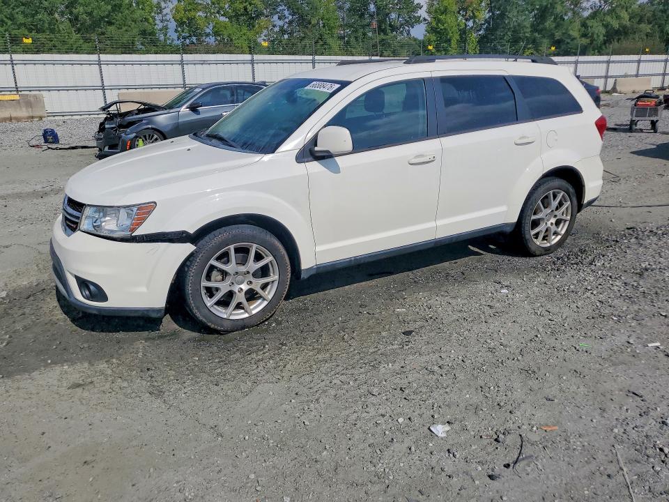 DODGE JOURNEY 2016 مع رقم تعريف المركبة 3C4PDCBG3GT111000 - صورة من المزاد