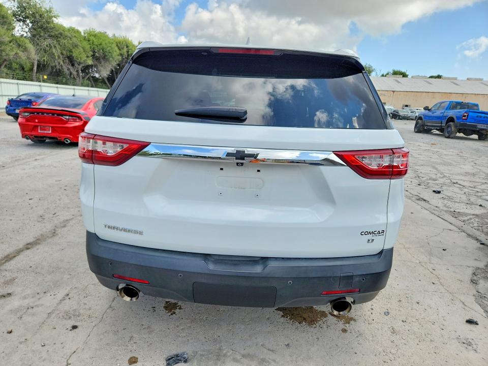 Photo 6 from auction – 2020 CHEVROLET TRAVERSE with VIN 1GNERFKWXLJ282458