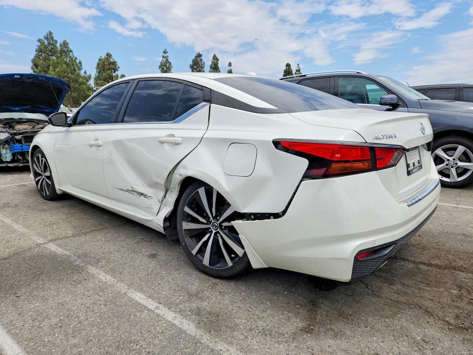 Photo 2 from auction – 2022 NISSAN ALTIMA with VIN 1N4BL4CV7NN347937
