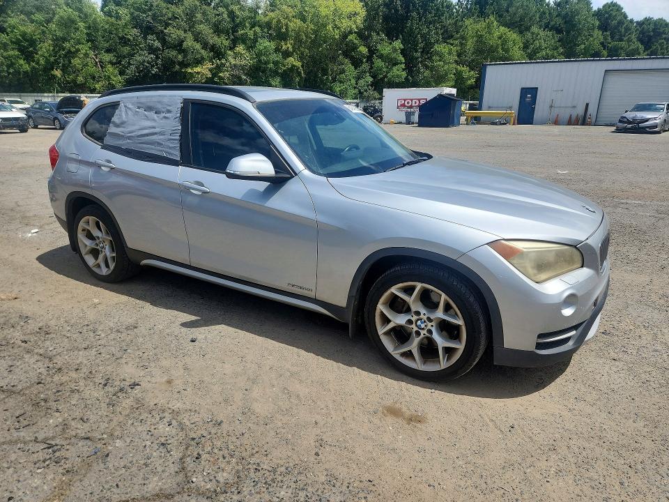 Photo 4 from auction – 2013 BMW X1 with VIN WBAVM5C54DVL63681