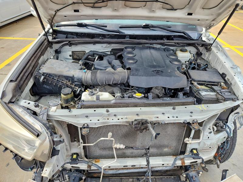 Photo 12 from auction – 2012 TOYOTA 4RUNNER with VIN JTEBU5JR2C5092819