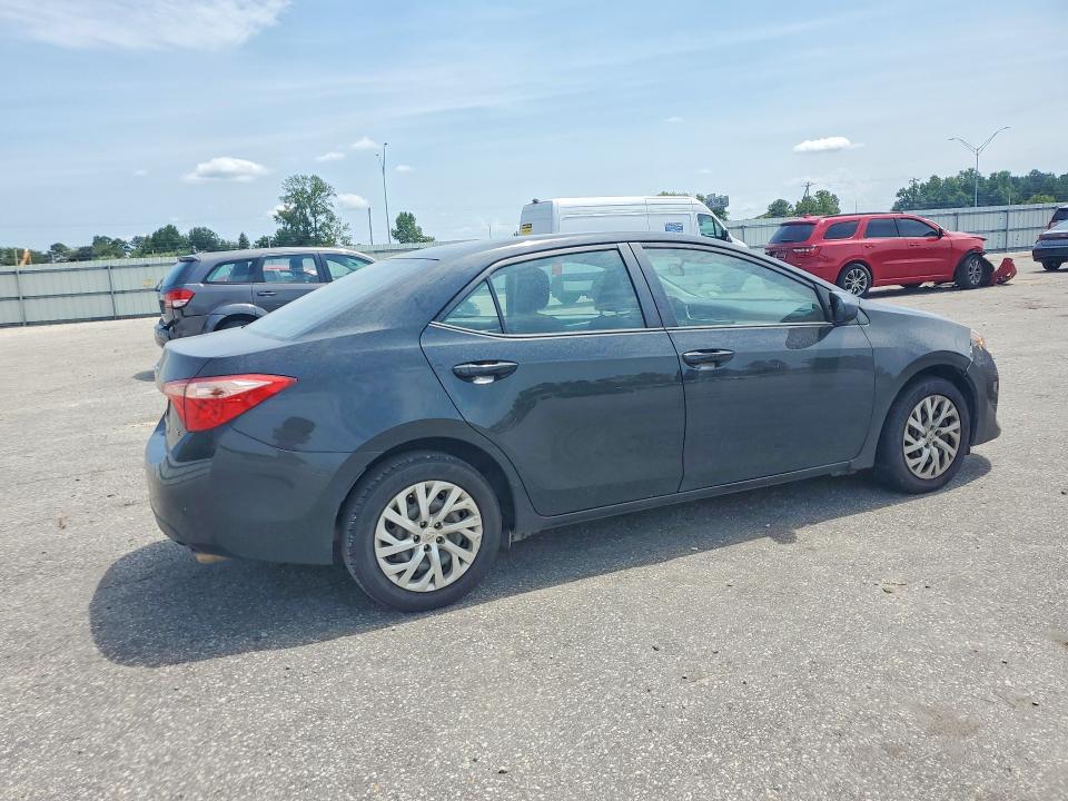 Photo 3 from auction – 2017 TOYOTA COROLLA with VIN 5YFBURHE4JP826004
