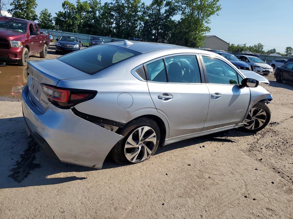 Photo 3 from auction – 2022 SUBARU LEGACY with VIN 4S3BWAF6XN3015460