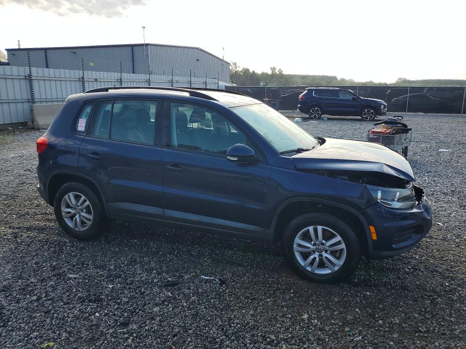 Снимка 4 от търг – 2015 VOLKSWAGEN TIGUAN с VIN WVGAV7AXXFW599825