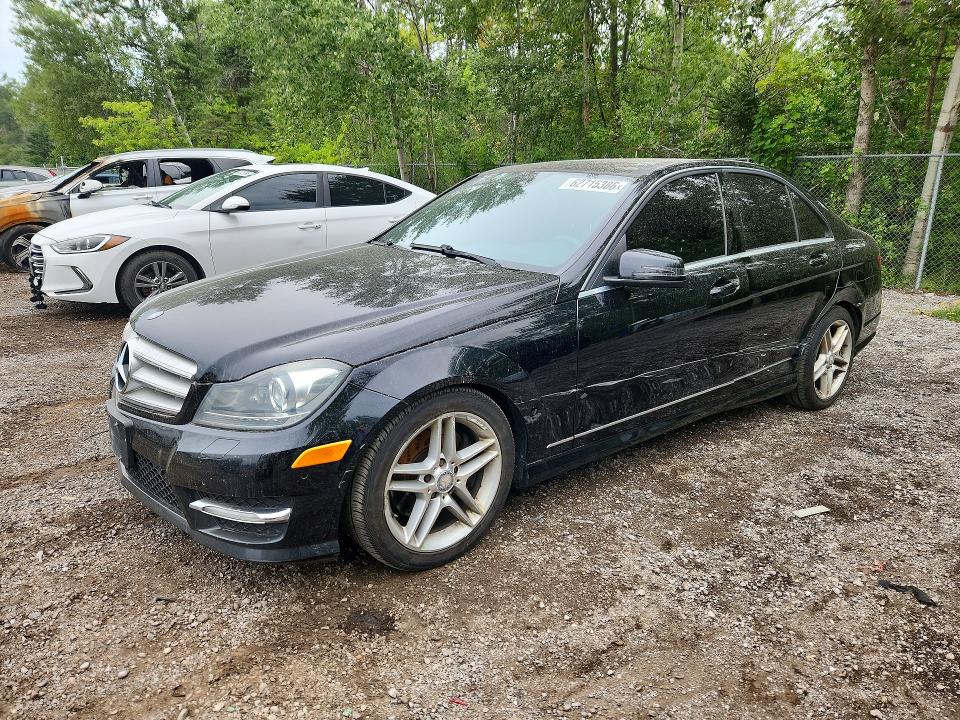 MERCEDES-BENZ C 2012 مع رقم تعريف المركبة WDDGF8BB3CA708791 - صورة من المزاد