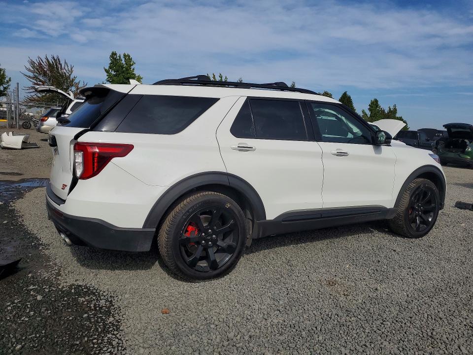 Photo 3 from auction – 2021 FORD EXPLORER with VIN 1FM5K8GC6MGB18142