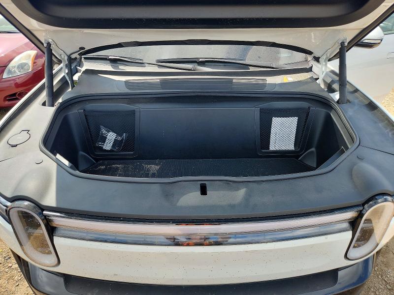 Photo 11 from auction – 2025 RIVIAN R1S with VIN 7PDSGBBA4SN045883