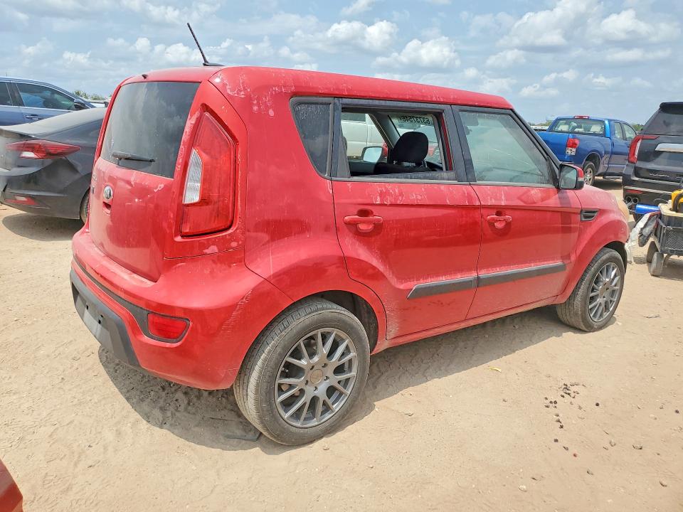Zdjęcie 3 z aukcji – 2013 KIA SOUL z VIN KNDJT2A64D7513677