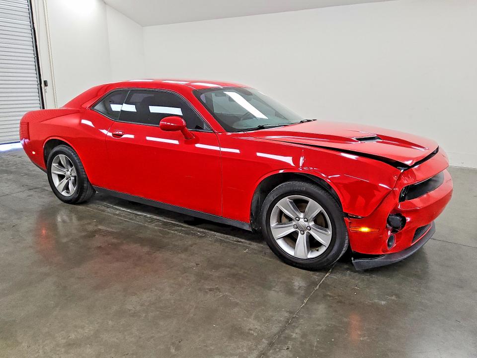 Photo 4 from auction – 2017 DODGE CHALLENGER with VIN 2C3CDZAGXHH516959