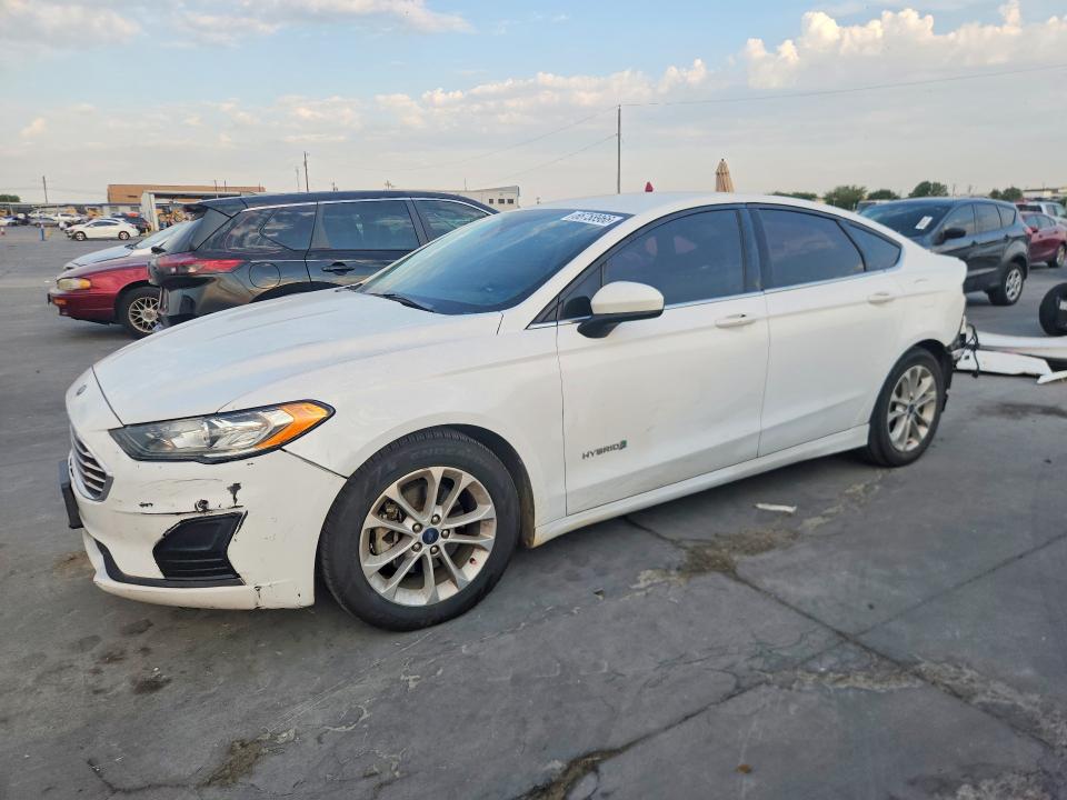 FORD FUSION 2019 with VIN 3FA6P0LU7KR139815 - Photo from auction
