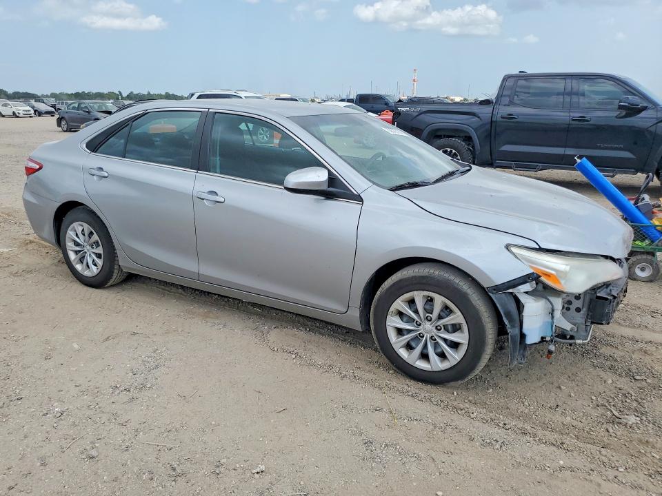 Photo 4 from auction – 2016 TOYOTA CAMRY with VIN 4T4BF1FK1GR548079