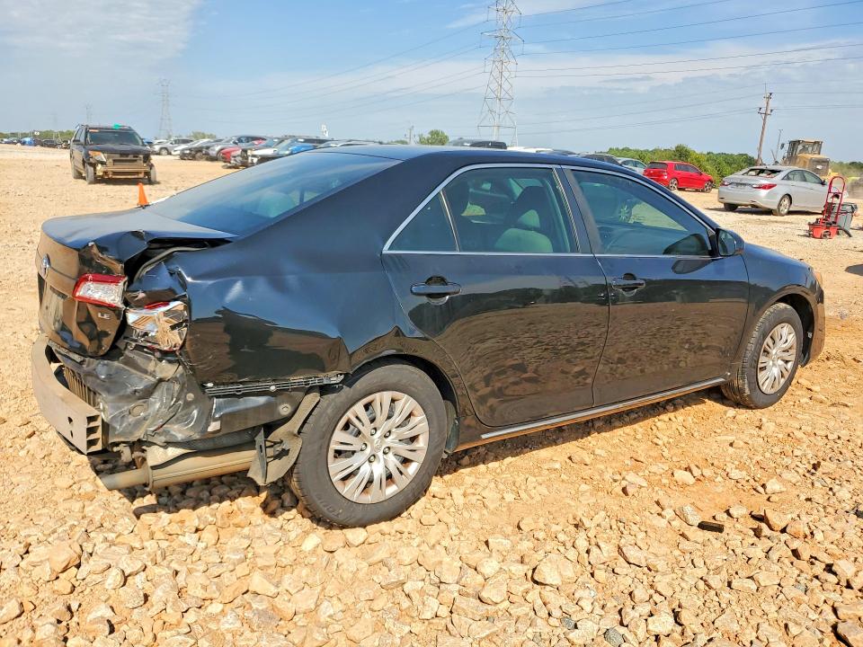 Photo 3 from auction – 2014 TOYOTA CAMRY with VIN 4T1BF1FK0EU785721