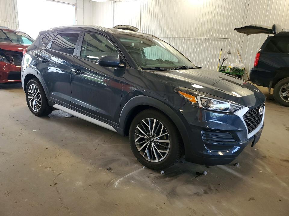Photo 4 from auction – 2020 HYUNDAI TUCSON with VIN KM8J3CAL4LU176757