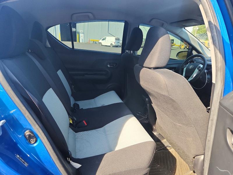 Photo 10 from auction – 2015 TOYOTA PRIUS C with VIN JTDKDTB35F1583092
