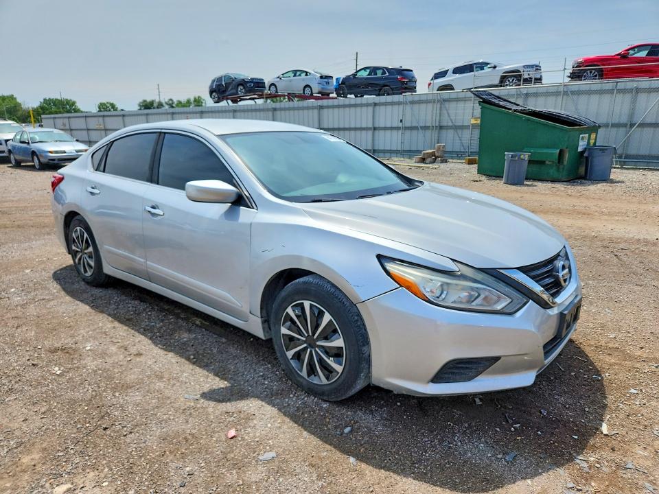 Photo 4 from auction – 2016 NISSAN ALTIMA with VIN 1N4AL3APXGN356922