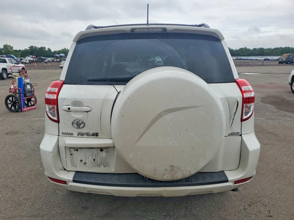 Photo 6 from auction – 2010 TOYOTA RAV4 with VIN 2T3DK4DV0AW029939